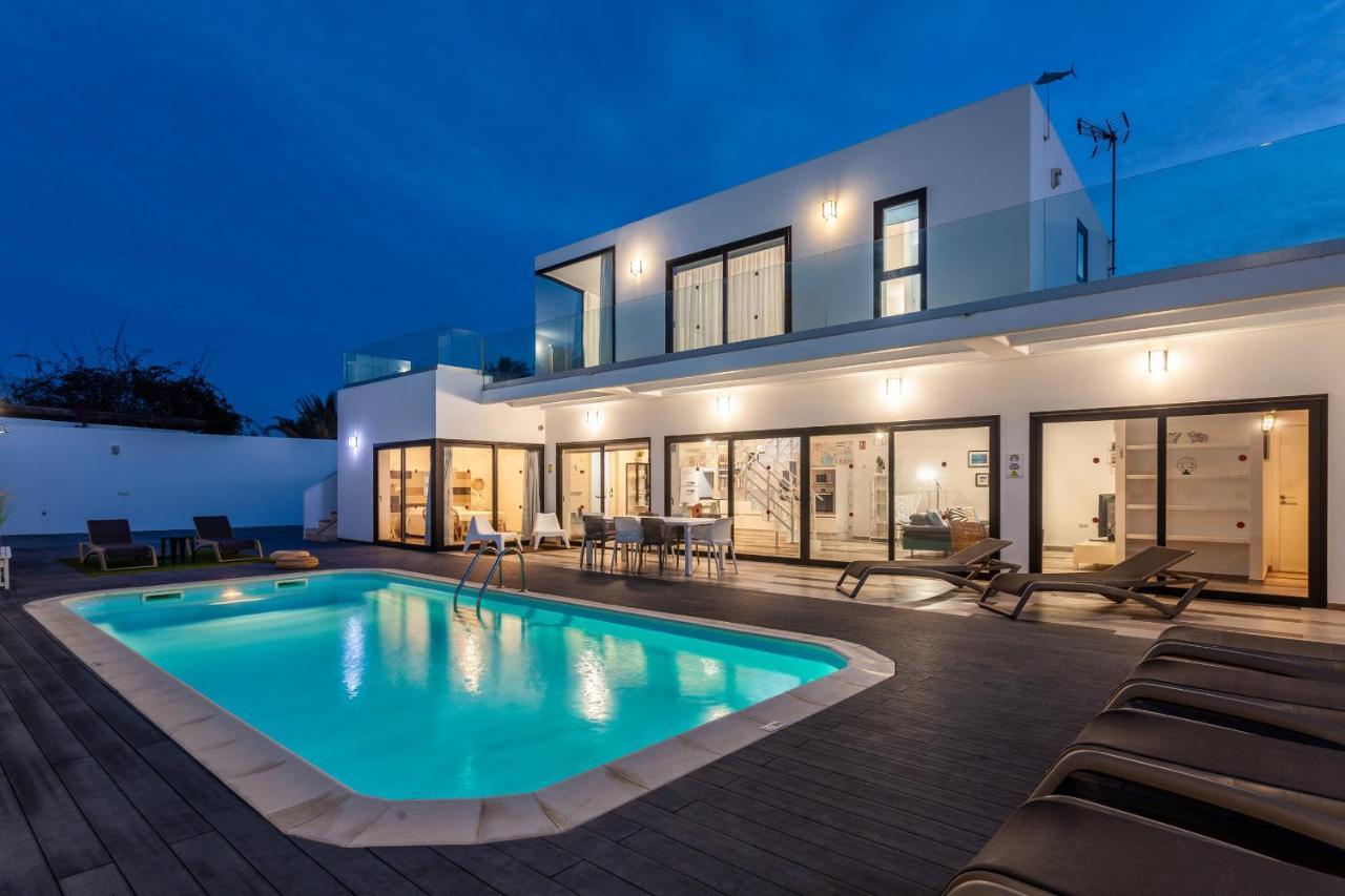 Villa Luxury Azul Private Pool And Bbq Corralejo By Holidays Home Εξωτερικό φωτογραφία